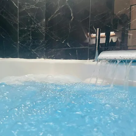 Jacuzzi Marbre - 451 公寓 鲁昂